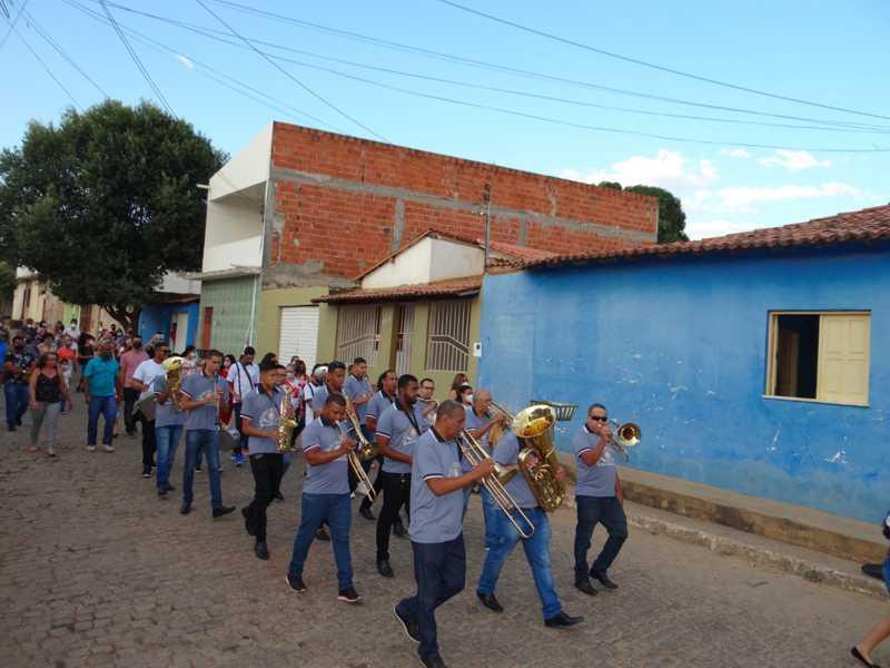 Comunidade São Vicente de Paulo, em Brumado-BA, celebra festa do seu padroeiro