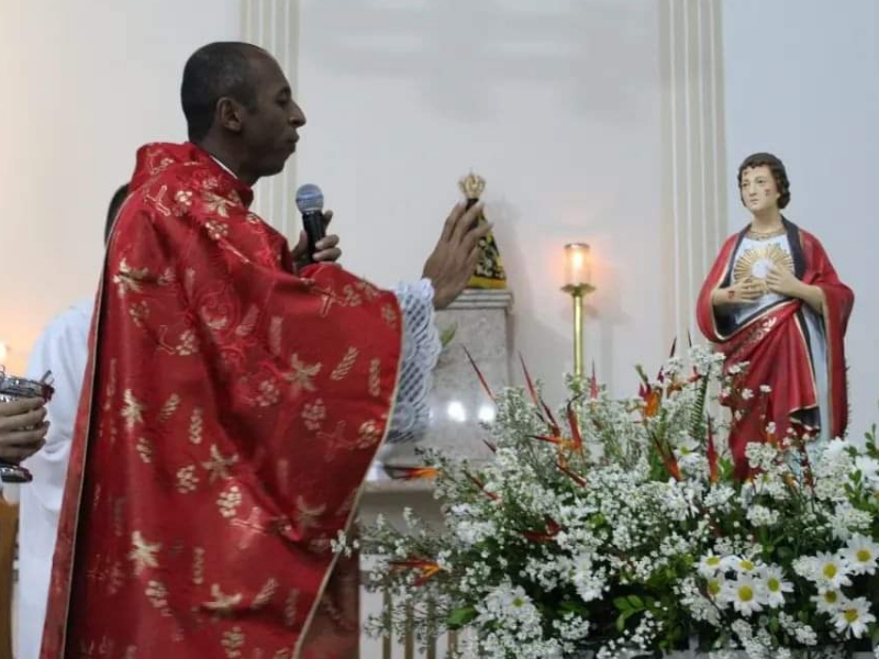 Paróquia Nossa Senhora da Conceição Aparecida e São Cristóvão, de Brumado-BA, festeja São Tarcísio